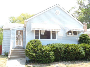 9425 S Trumbull Ave, Evergreen Park, IL 60805 