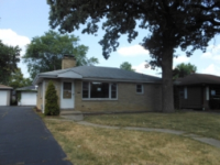 1922 Linden Ave, Waukegan, IL 60087 