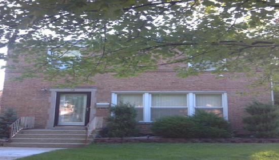 9 N Ashbel Ave, Hillside, IL 60162 