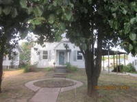 300 NW 4th St, Fairfield, IL 62837 