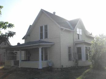 402 N East St, Kewanee, IL 61443 