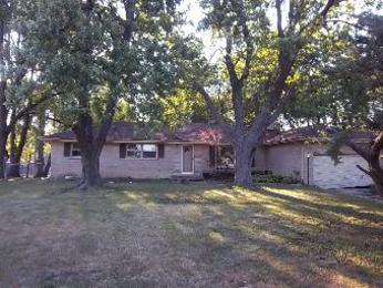 7215 Leonard Drive, Darien, IL 60561 
