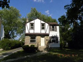 2309 S 10th Avenue, Broadview, IL 60155 