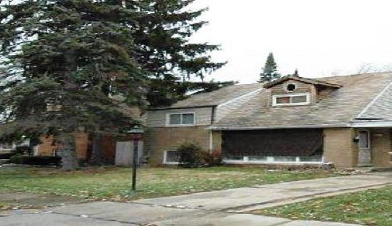 2610 Alexander Street, Homewood, IL 60430 