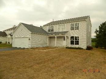 657 Indian Trail Rd, Antioch, IL 60002 
