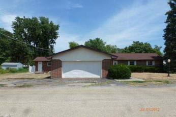 200 NW Walnut St, Atlanta, IL 61723 