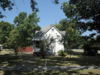 334 North Hickory St, Centralia, IL 62801 