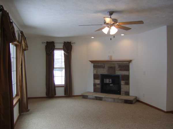 247 Fox Lane, Belvidere, IL 61008 