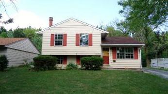 22715 Brookwood Dr, Sauk Village, IL 60411 