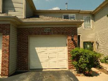 3388 Blue Ridge Dr, Carpentersville, IL 60110 