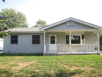 709 W Plymouth St, Villa Park, IL 60181 