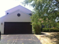 945 Oakland Ln, Aurora, IL 60504 