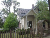 104 N Channing St, Elgin, IL 60120 