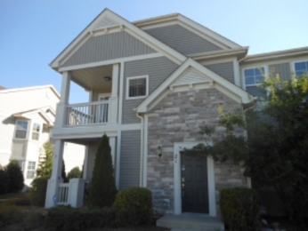 2275 Aurora Dr #21, Pingree Grove, IL 60140 