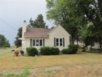 700 West 7th St, Staunton, IL 62088 