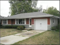 2709 W Huntington Dr, Peoria, IL 61614 