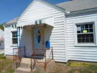 318 Zengele Ave, Aurora, IL 60505 