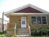 8429 S Jeffery Blvd, Chicago, IL 60617 