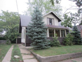211 Dawson Ave, Rockford, IL 61107 