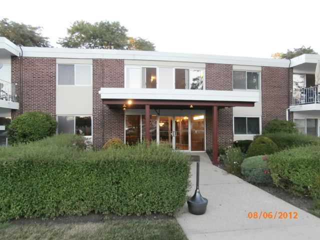 100 Deborah Lane,12a, Wheeling, IL 60090 