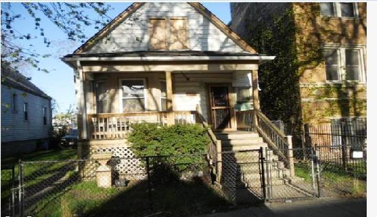 7810 S Ingleside Ave, Chicago, IL 60619 