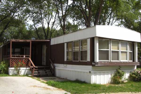 60 CEDAR, Justice, IL 60458 