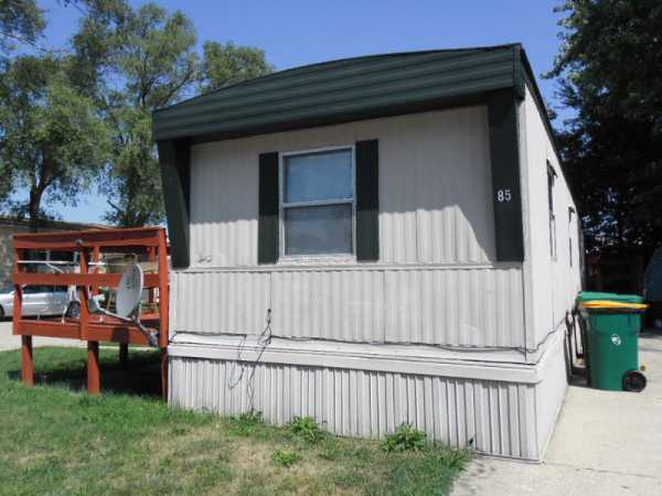 85 Phaeton Drive, Wheeling, IL 60090 