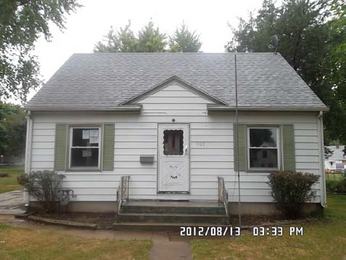 1363 NW Lennington Cir, Kankakee, IL 60901 