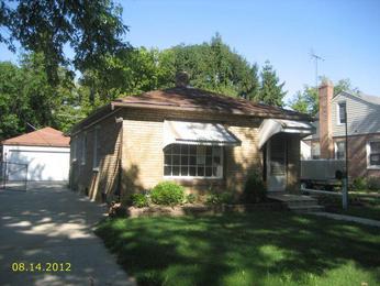 310 N Elmwood Ave, Waukegan, IL 60085 