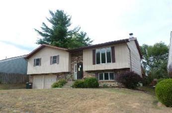 2241 W Packard St, Decatur, IL 62522 