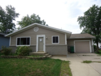 114 Homewood Dr, Genoa, IL 60135 