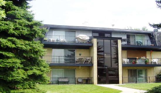 11116 South 84th Avenue Unit 3B, Palos Hills, IL 60465 