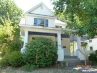 862 N Church St, Jacksonville, IL 62650 