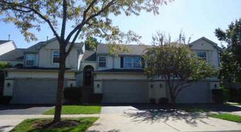 2443 Mediera Ln, Buffalo Grove, IL 60089 