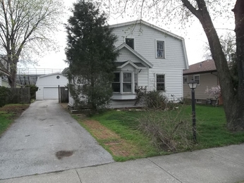 18437 Chicago Ave, Lansing, IL 60438 