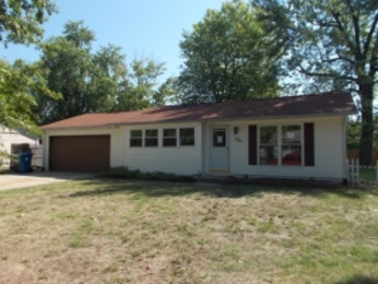 712 Gawain Dr, Troy, IL 62294 