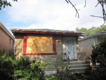 10104 S Princeton Ave, Chicago, IL 60628 
