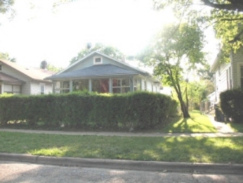 122 S Fulton Ave, Waukegan, IL 60085 