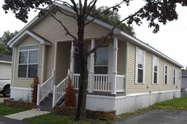 1002 Testa, Justice, IL 60458 