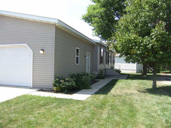 208 Fox Lane, Belvidere, IL 61008 