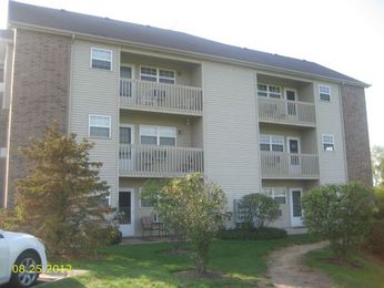 400 #2B Cunat Blvd, Richmond, IL 60071 