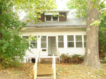 2638 Sanford Ave, Alton, IL 62002 