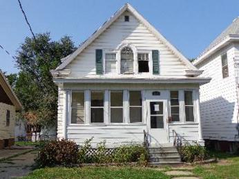 717 E Kansas St, Peoria, IL 61603 