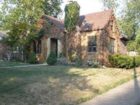 1096 S Poplar Ave, Kankakee, IL 60901 