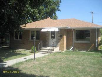 2001 Walnut St., Waukegan, IL 60087 