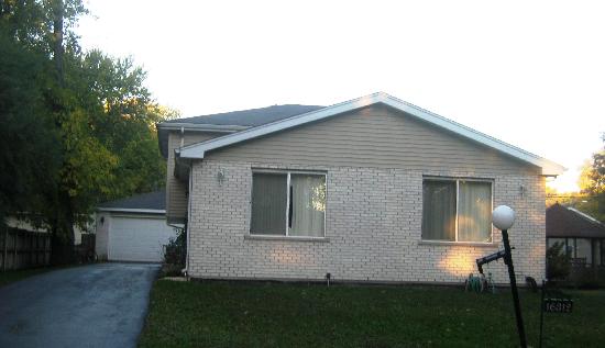 16312 South Sawyer Avenue, Markham, IL 60428 