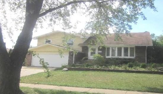 207 West Beech Drive, Schaumburg, IL 60193 