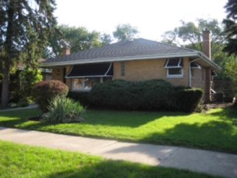8207 Hamlin Ave, Skokie, IL 60076 