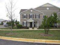 123 Silverstone Dr, Carpentersville, IL 60110 