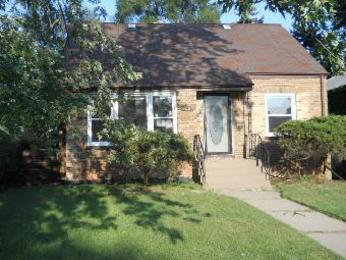 14223 S State St, Riverdale, IL 60827 